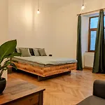 The Industrique - 3 Bedroom * Timişoara