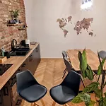 The Industrique - 3 Bedroom * Τιμισοάρα