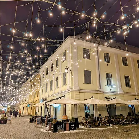 The Industrique - 3 Bedroom شقة