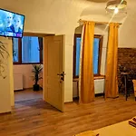 Апартаменты The Industrique - 3 Bedroom Тимишоара