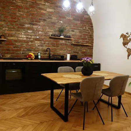 Apartment The Industrique - 3 Bedroom